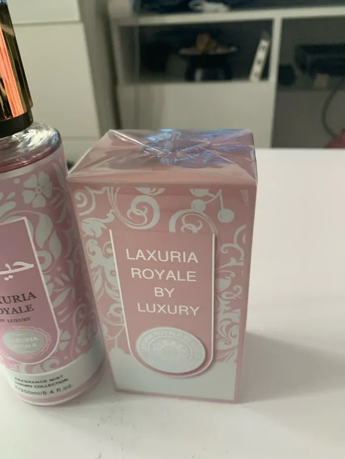 Brume et parfum Yara rose laxuria royale - photo numéro 4