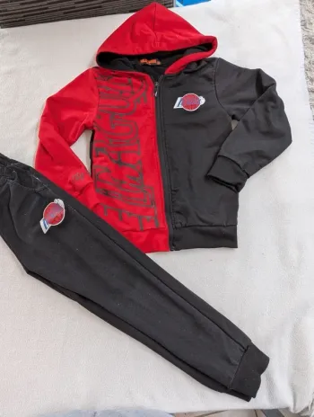 Ensemble sport 8 ans
