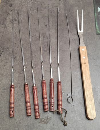 Ustensiles de barbecue et fondue