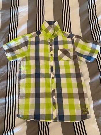 Chemise à carreaux