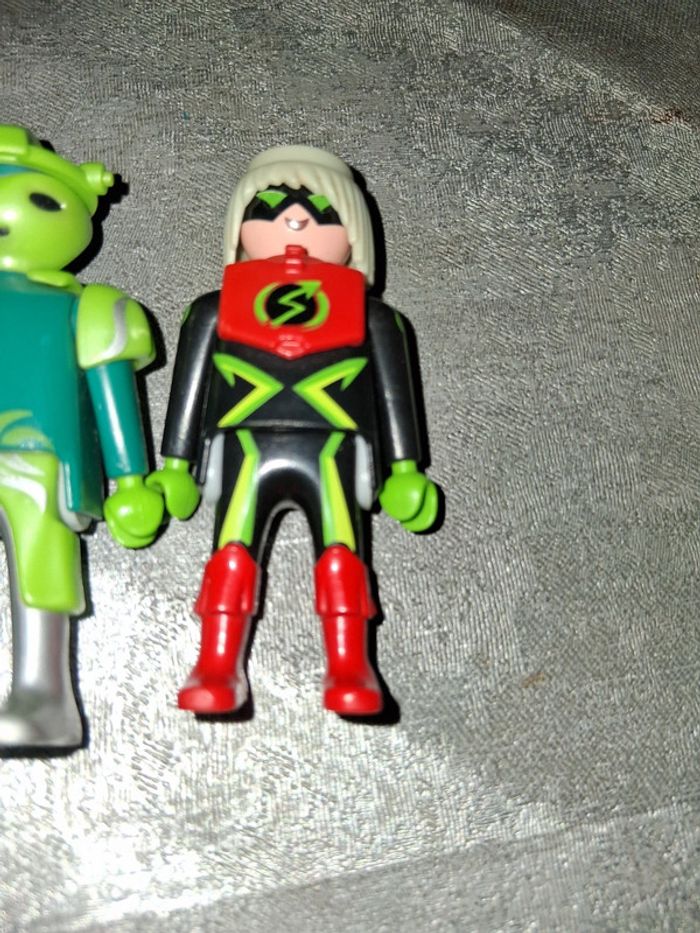 Personnages playmobil - photo numéro 3