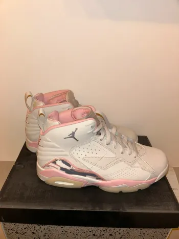 Basket Jordan MVP neuve T.41
