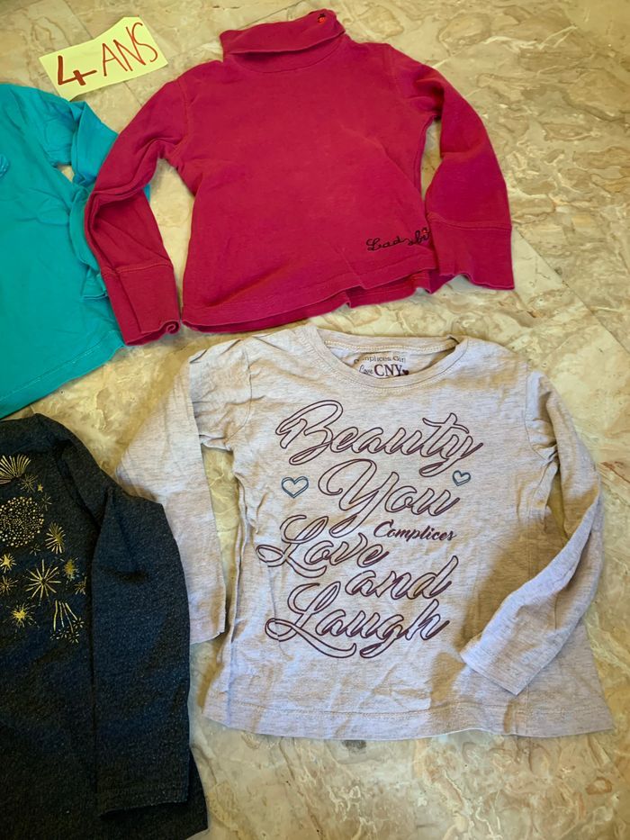 Lot t shirt 4 ans - photo numéro 3