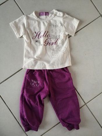 Ensemble pantalon et tee-shirt blanc et violet 1 an