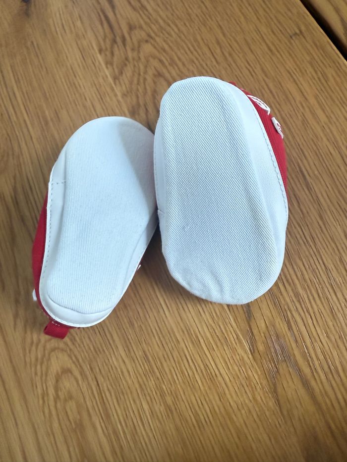 Converse Bébé Rouge – Taille Bébé – Très Bon État – Réduction sur Lot - photo numéro 2