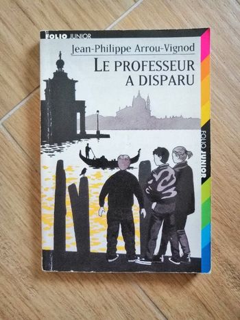 Livre Le professeur a disparu en bon état