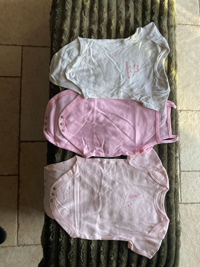 Bodys manches courtes et brassière