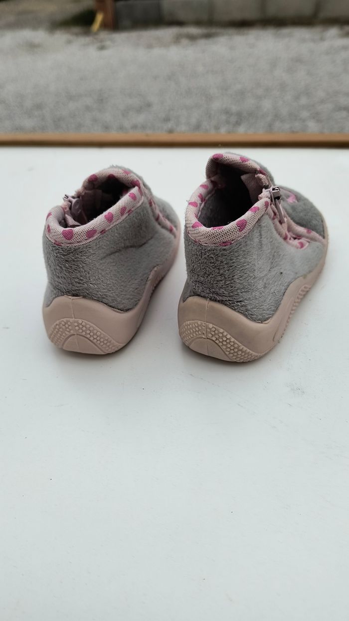 Chaussons tissus chaud taille 18 - photo numéro 2