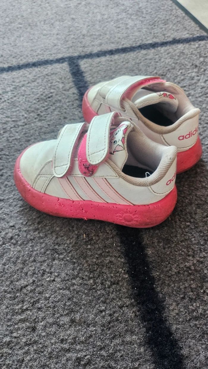 Basket adidas marie aristochats - photo numéro 2