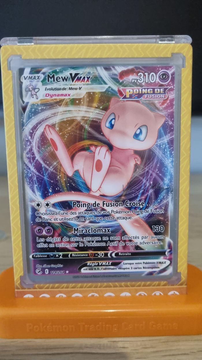 Carte Pokémon Mew VMAX 114/264 – World Championships 2023 🏆