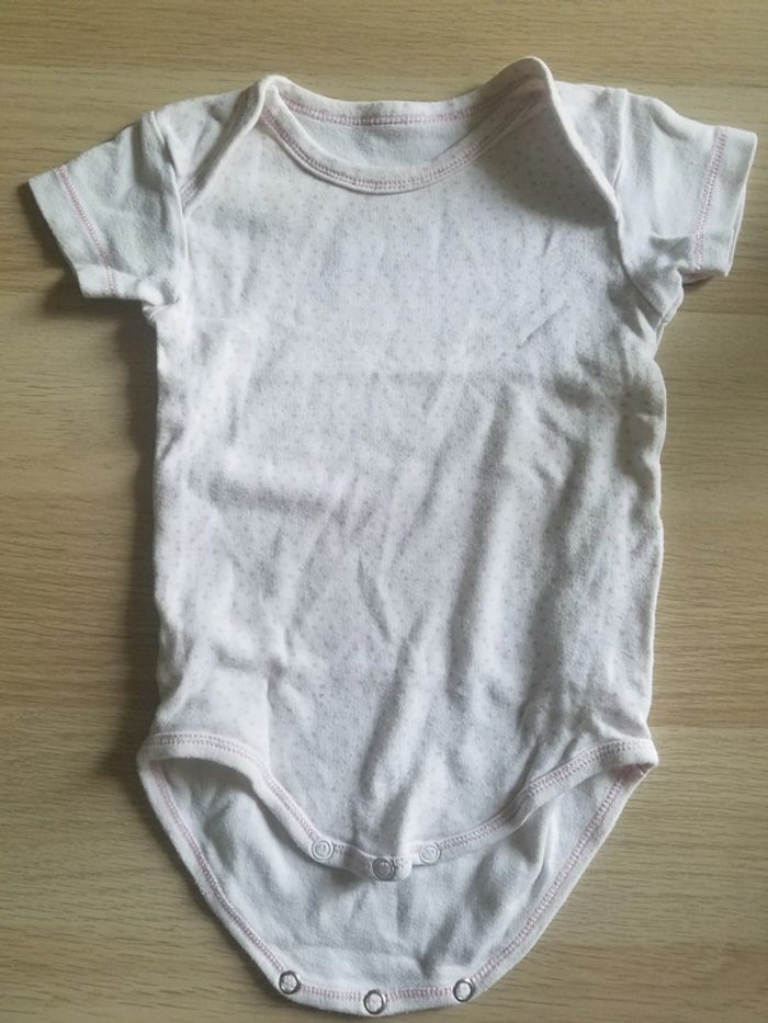 Lot 3 bodies fille 12 mois - photo numéro 3