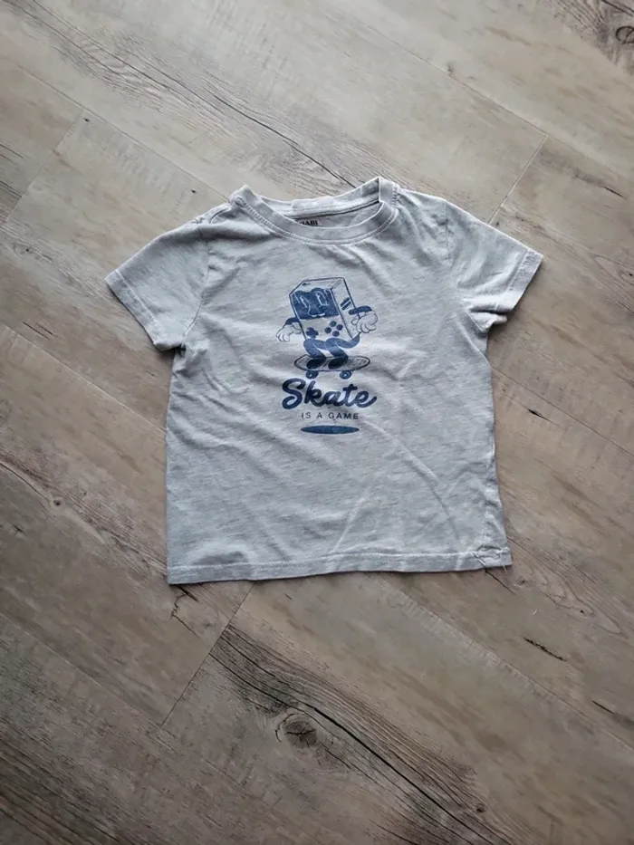 T-shirt MC Kiabi garçon 4 ans