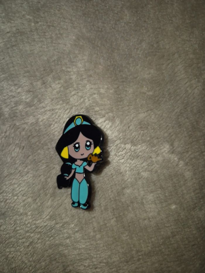 Broche jasmine aladin