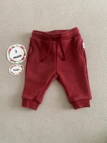 Pantalon de jogging rouge Kiabi 3 mois