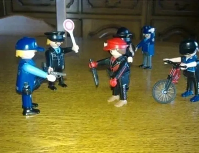 Au nom de la loi Policiers #Playmobil - photo numéro 2
