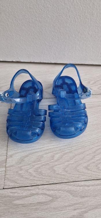 Sandales de baignade