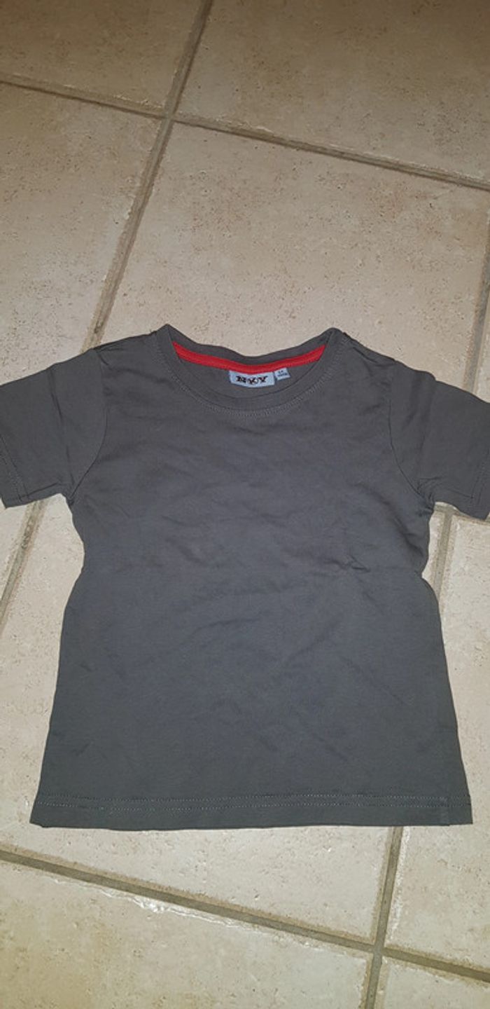 Tee-shirt manches courtes gris garçon