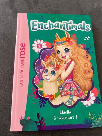 Livre bibliothèque rose enchantimals tome 12