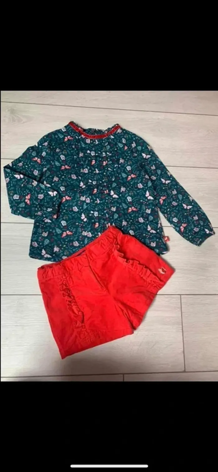 Ensemble sergent major comme neuf papillon