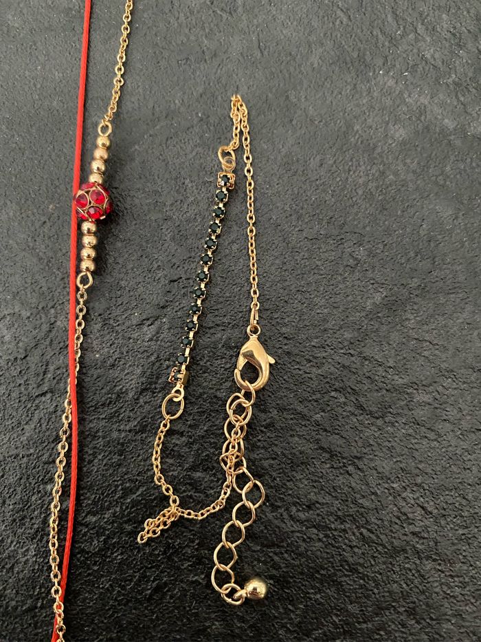 Lot 1 collier rouge et 2 bracelets perles rouge et vert - photo numéro 5