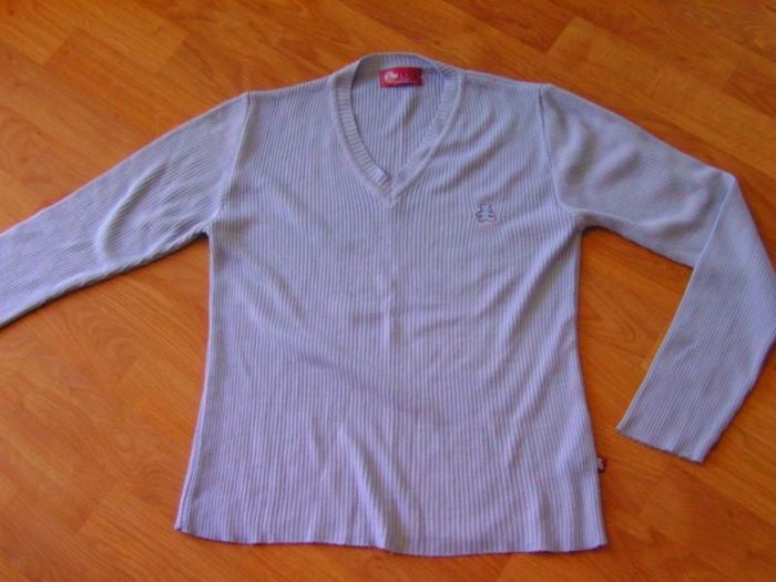 Pull LULU CASTAGNETTE bleu clair col en V 36/38 TBE