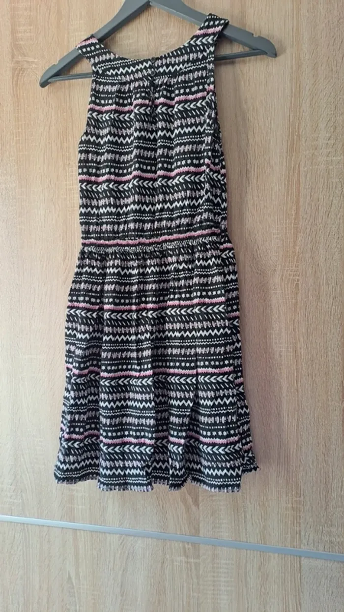 Robe a motif taille 158 cm - photo numéro 4