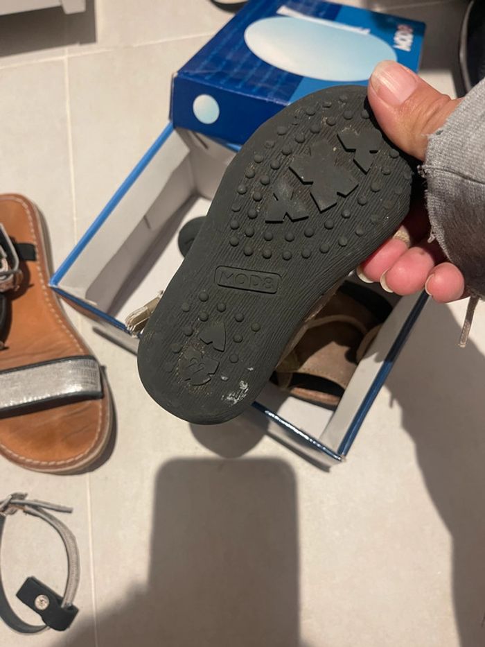 Bottillons en cuir marron mod8 taille 22 très bon état - photo numéro 5