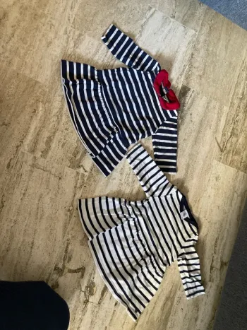 2 robes, Petit bateau, 6 mois