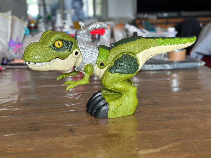 Jurassic Park, dinosaures XXL avec poignée - photo numéro 2