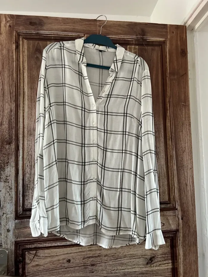 Chemise à carreaux