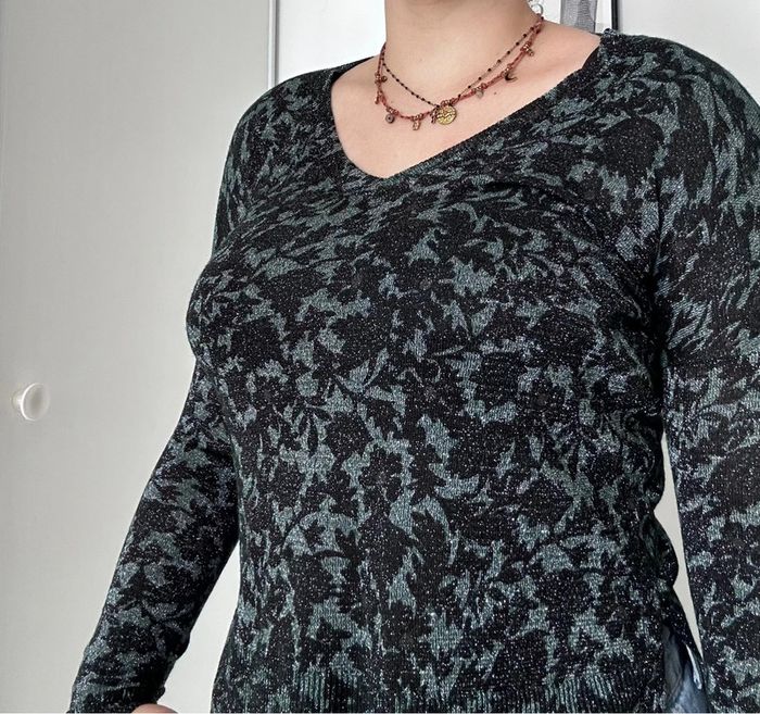 Pull fin noir et vert à paillettes – Monoprix – Taille 0 (équiv. S) - photo numéro 2