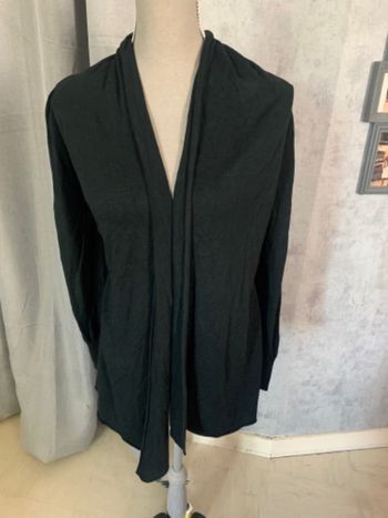 Gilet taille 42/44 + autre