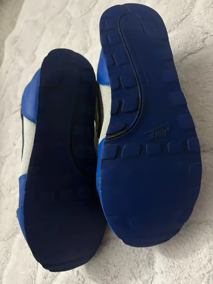 Baskets Nike garçon pointure 35 - photo numéro 7