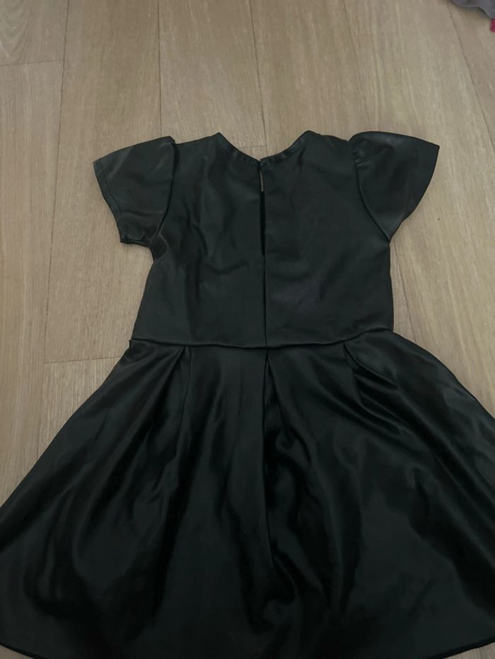 Robe en cuire - photo numéro 4