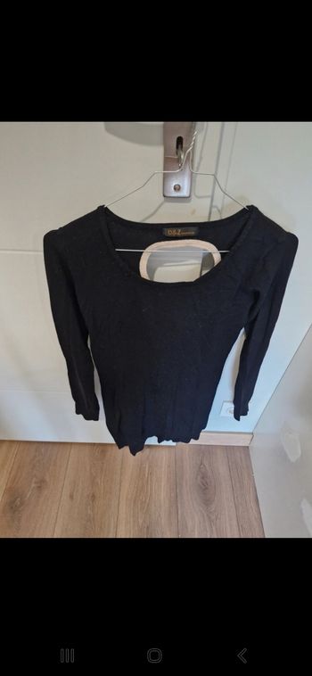 Robe pull noire et beige