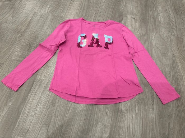 Lot 2 t-shirt manche longue GAP - photo numéro 2