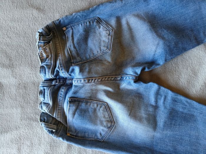 Jeans fille 10 ans - photo numéro 4