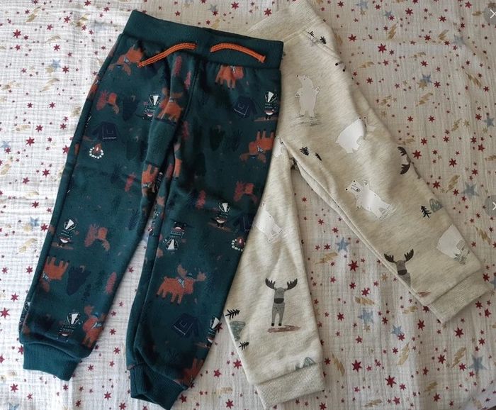 Lot de 2 pantalons Primark 18-24 mois