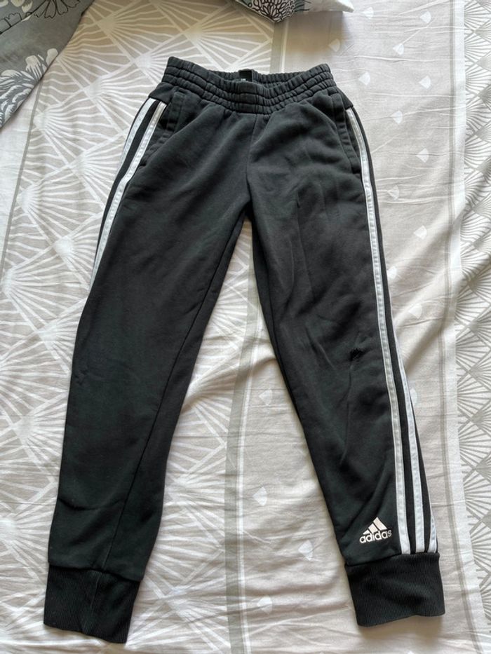 Lot 2  pantalon 8-10 ans