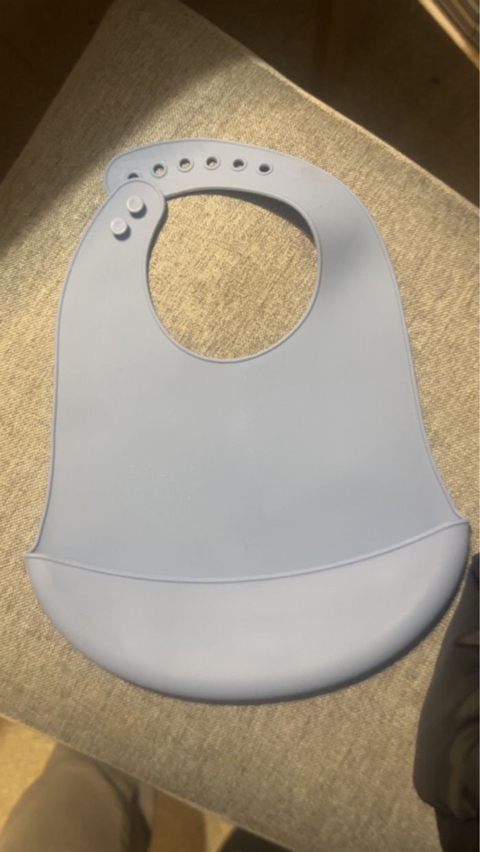 Bavette pour bébé neuf