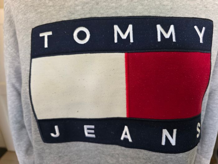 Sweat gris Tommy Hilfiger - photo numéro 2