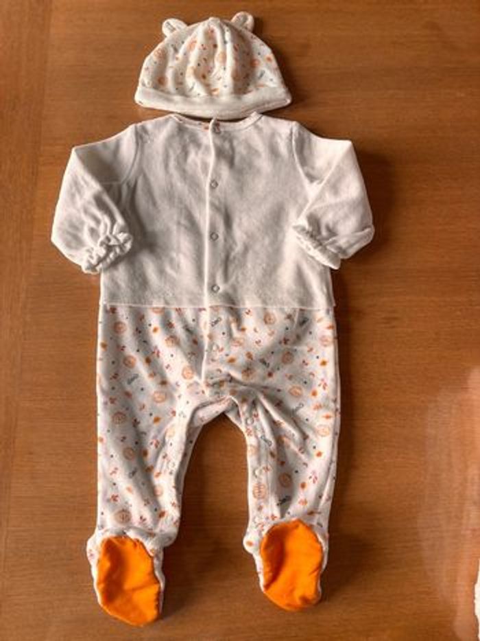 Pyjama une pièce et son bonnet - photo numéro 2