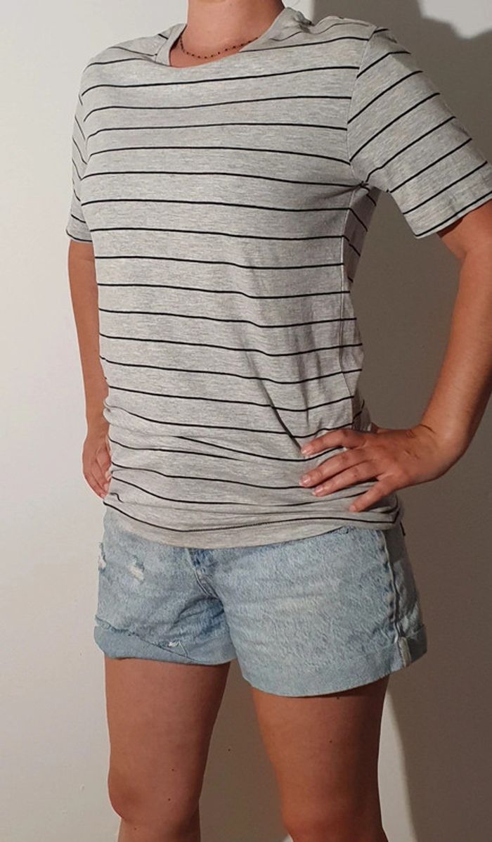 T shirt long gris rayé H&M