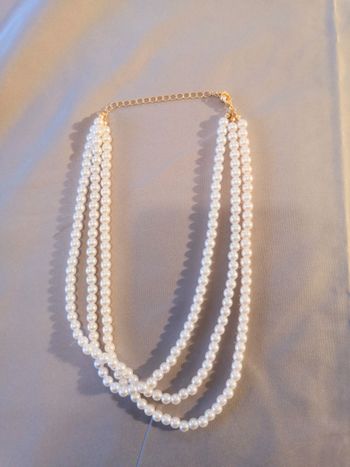 Collier en perle blanche 3couches bijou élégant