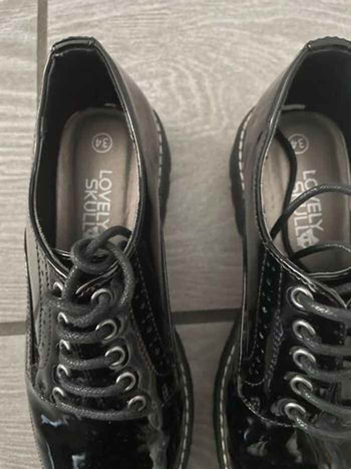 Chaussures vernis noir - photo numéro 2