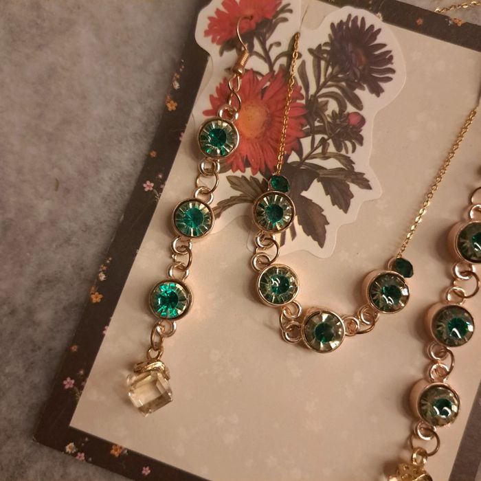 Parrurre complète strass vert - photo numéro 3