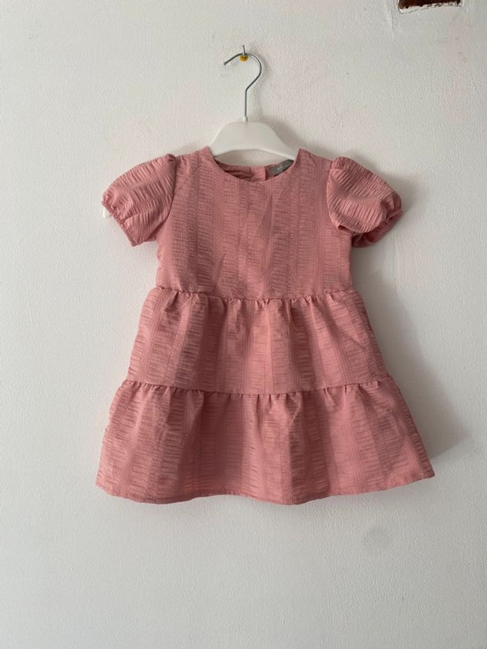 Robes rose fille taille 9-12mois - photo numéro 2