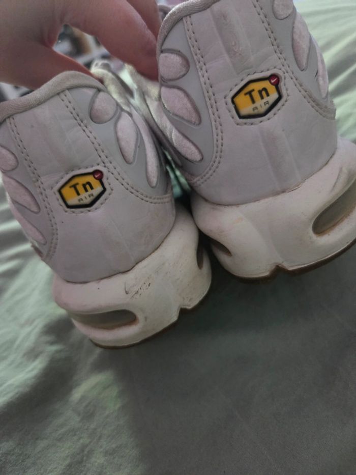 Basket Nike TN rose velours - photo numéro 5