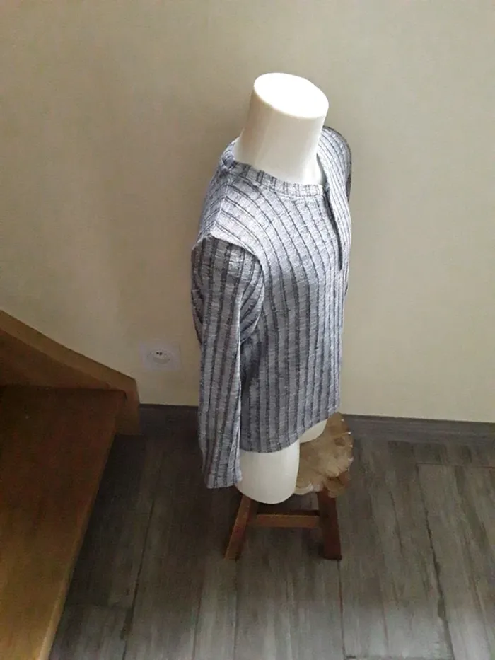 Pull léger 6 ans  (116 cm) - photo numéro 5