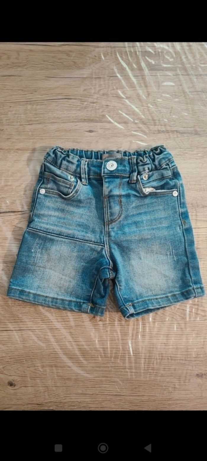 Lot vêtements 18 mois - photo numéro 2